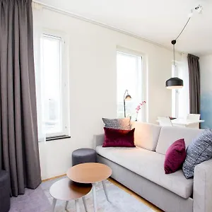 Apartdirect Aelvsjoe 3*, Estocolmo Suecia